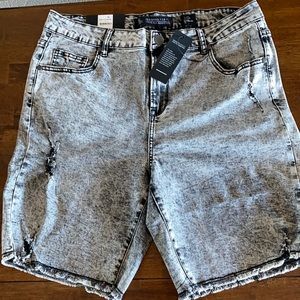 New Chick Denim sz 16 shorts
